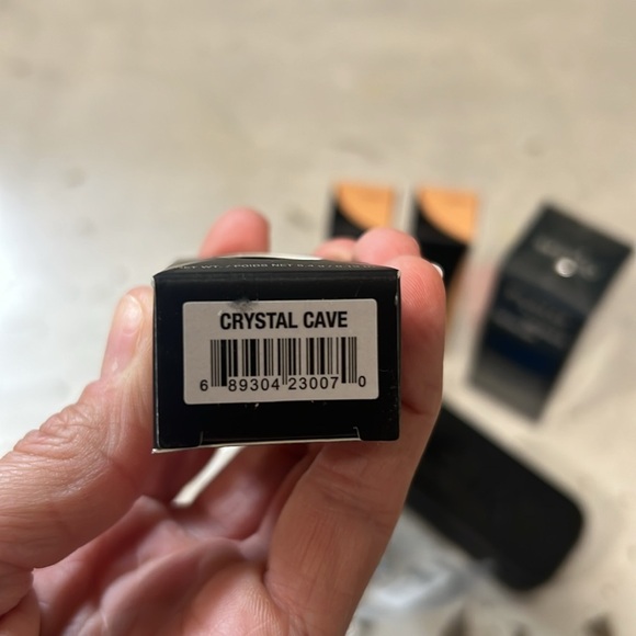 Makeup and Skincare Set with Kevyn Aucoin Eyelash Curler. All new in box! - Picture 3 of 12